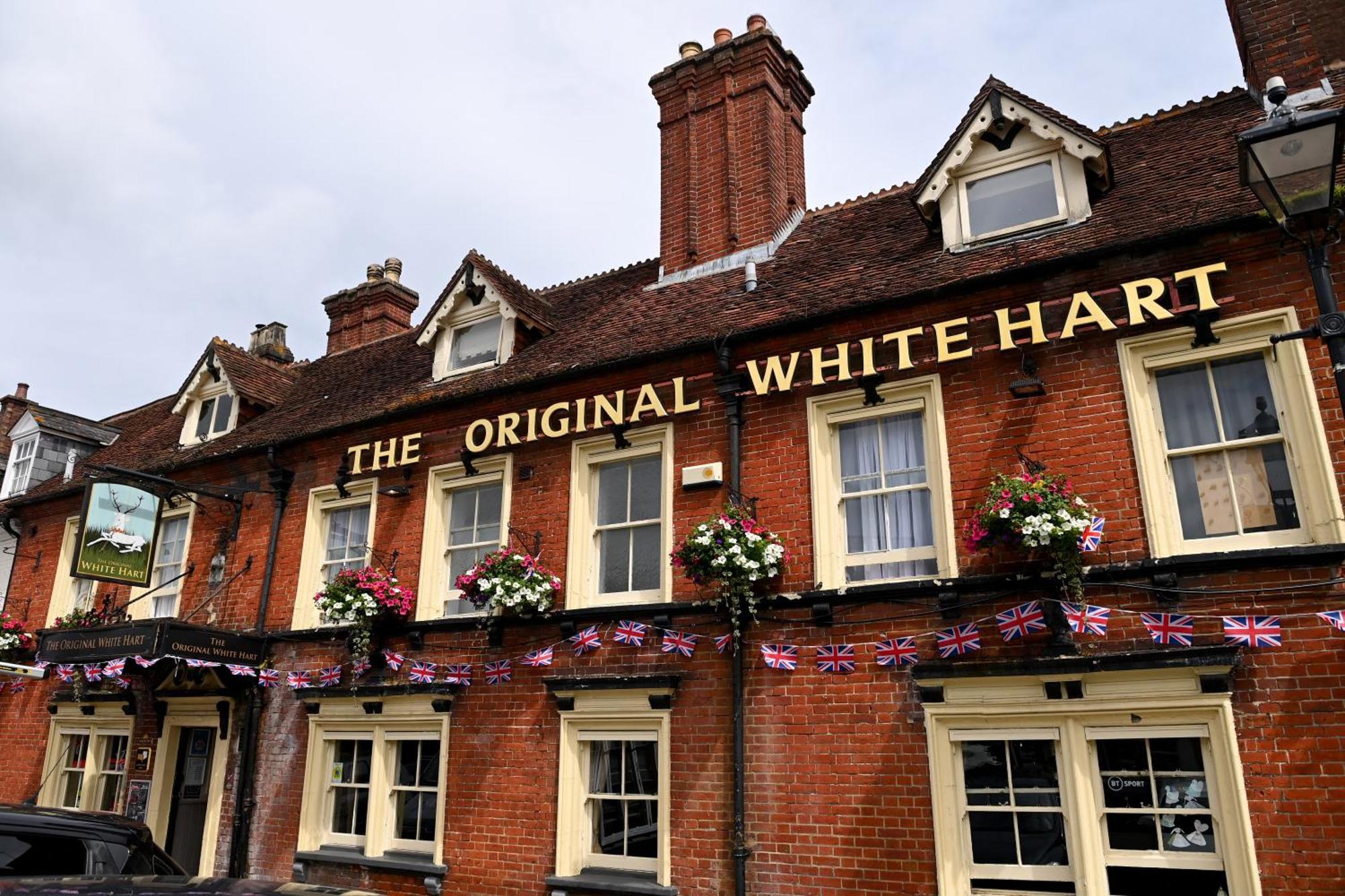 Original White Hart, Ringwood By Marston'S Inns ภายนอก รูปภาพ