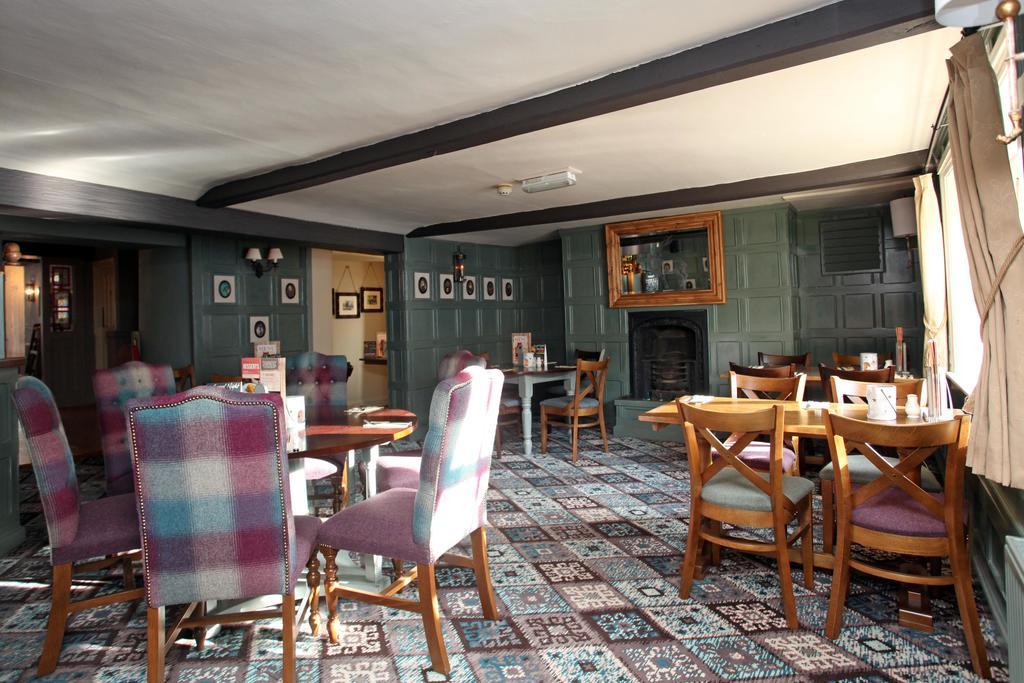 Original White Hart, Ringwood By Marston'S Inns ภายนอก รูปภาพ